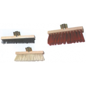 Floor cleaning brush